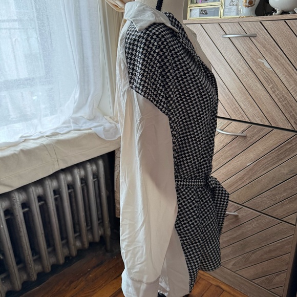 Slouchy Two-toned Blouse - Picture 3 of 4